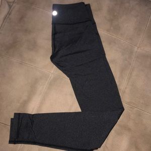 Lululemon WunderUnder legging